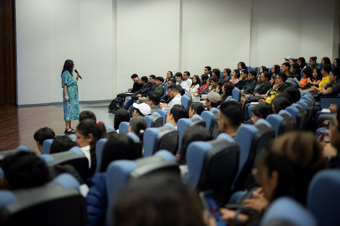 Evento “La literatura puente entre culturas diversas” fue organizado por la Embajada de Colombia, en coordinación con la Universidad Nacional Autónoma de Honduras