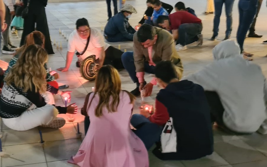 EMBAJADA DE COLOMBIA EN HONDURAS CELEBRA LA TRADICIONAL NOCHE DE LAS VELITAS