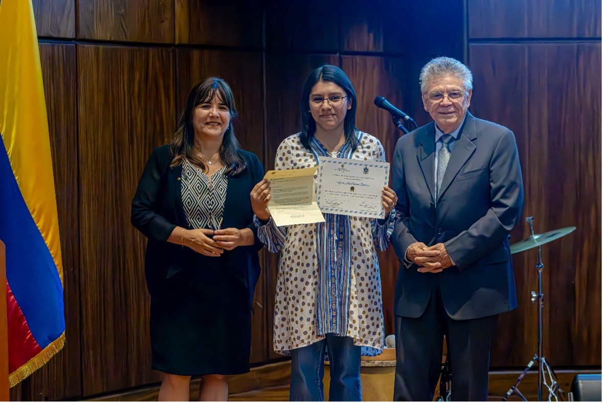 Premiación del concurso de cuentos cortos Honduras diversa