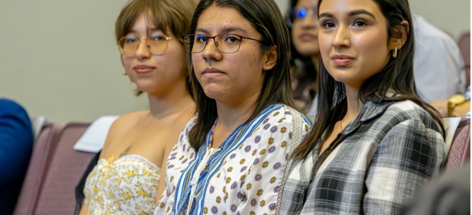 Premiación del concurso de cuentos cortos Honduras diversa