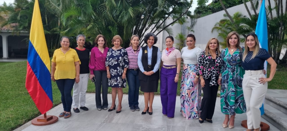 Embajadora Luz Marina Rivera Rojas impulsa la interacción entre mujeres colombianas emprendedoras en Honduras