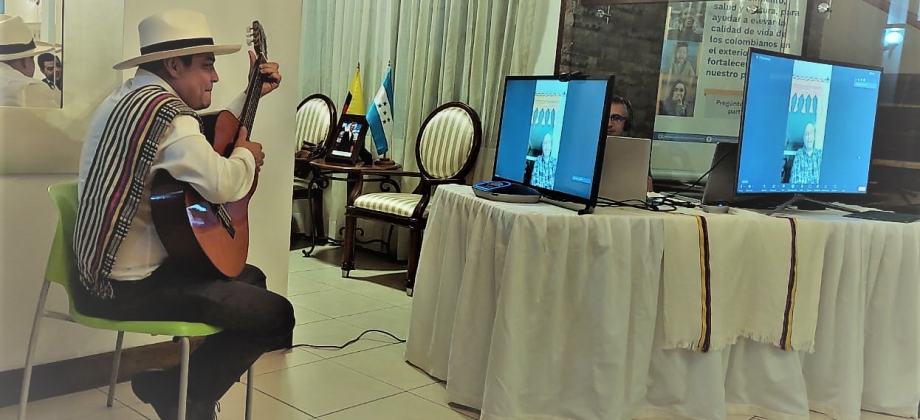 La Embajada de Colombia en Honduras rinde homenaje a la trova paisa