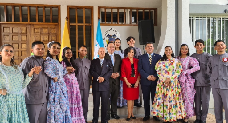 Embajada de Colombia en Honduras conmemoró el 213° Aniversario de nuestra independencia nacional